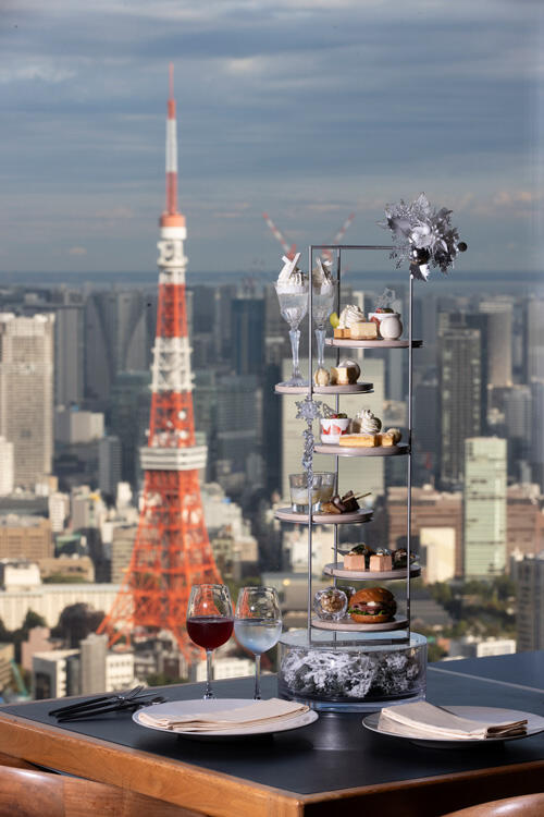 “White Pearl” Christmas AfterMOON Tea