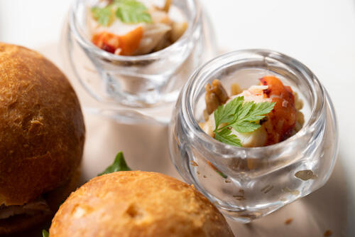 “White Pearl” Christmas AfterMOON Tea