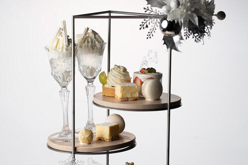 “White Pearl” Christmas AfterMOON Tea