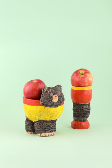 Masuda Hikari Left: Three-legged bear Right: Standing Goblet