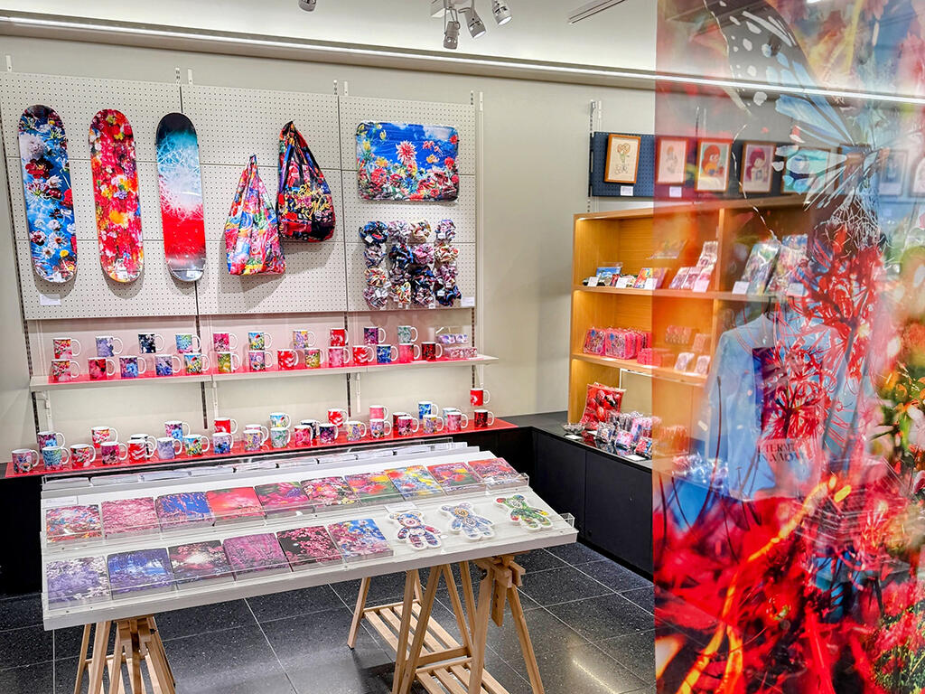 Mika Ninagawa POP UP